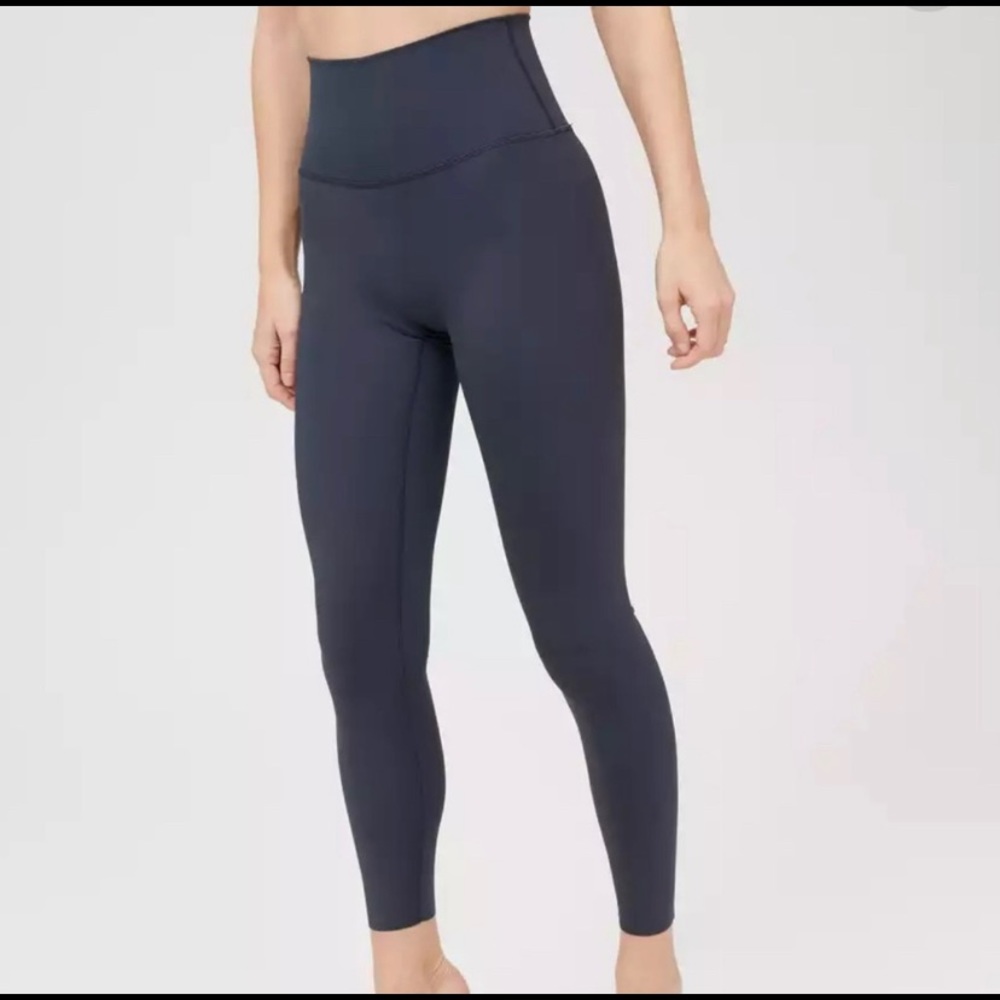 Aerie Chill play love 7/8 buttery soft leggings
